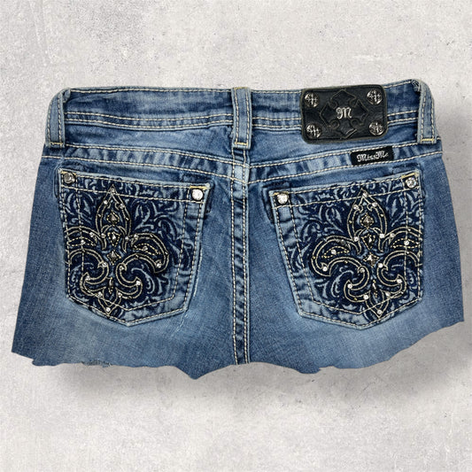 Miss Me Shorts - Size 16 W (Actually bigger)