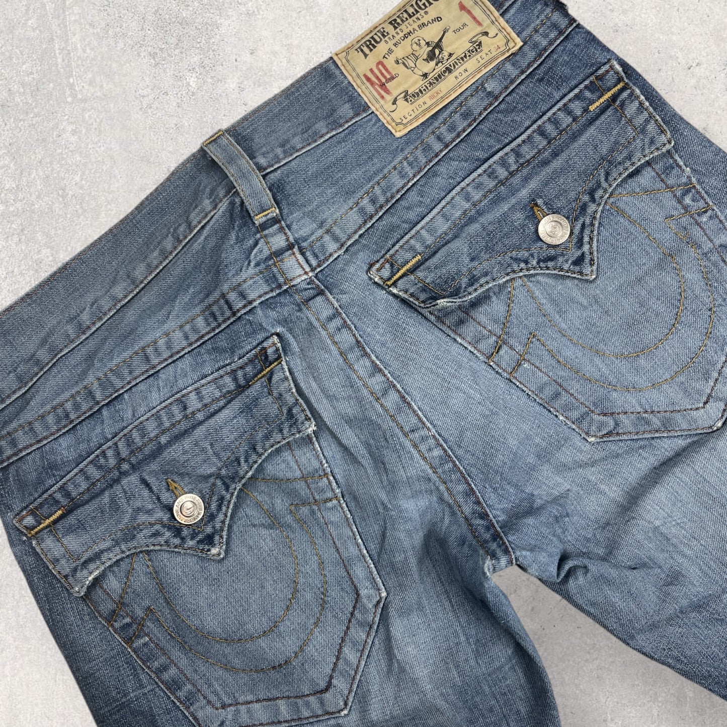 True Religion Jeans - Size 45 cm waist