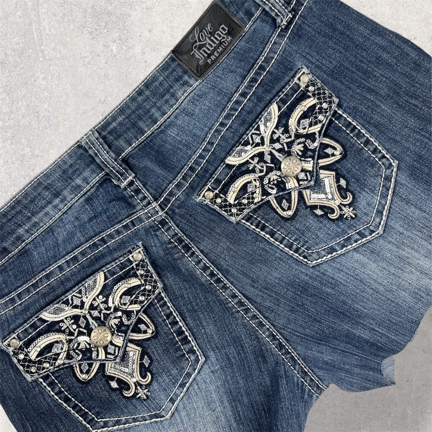 Y2K Shorts - Size 34 W