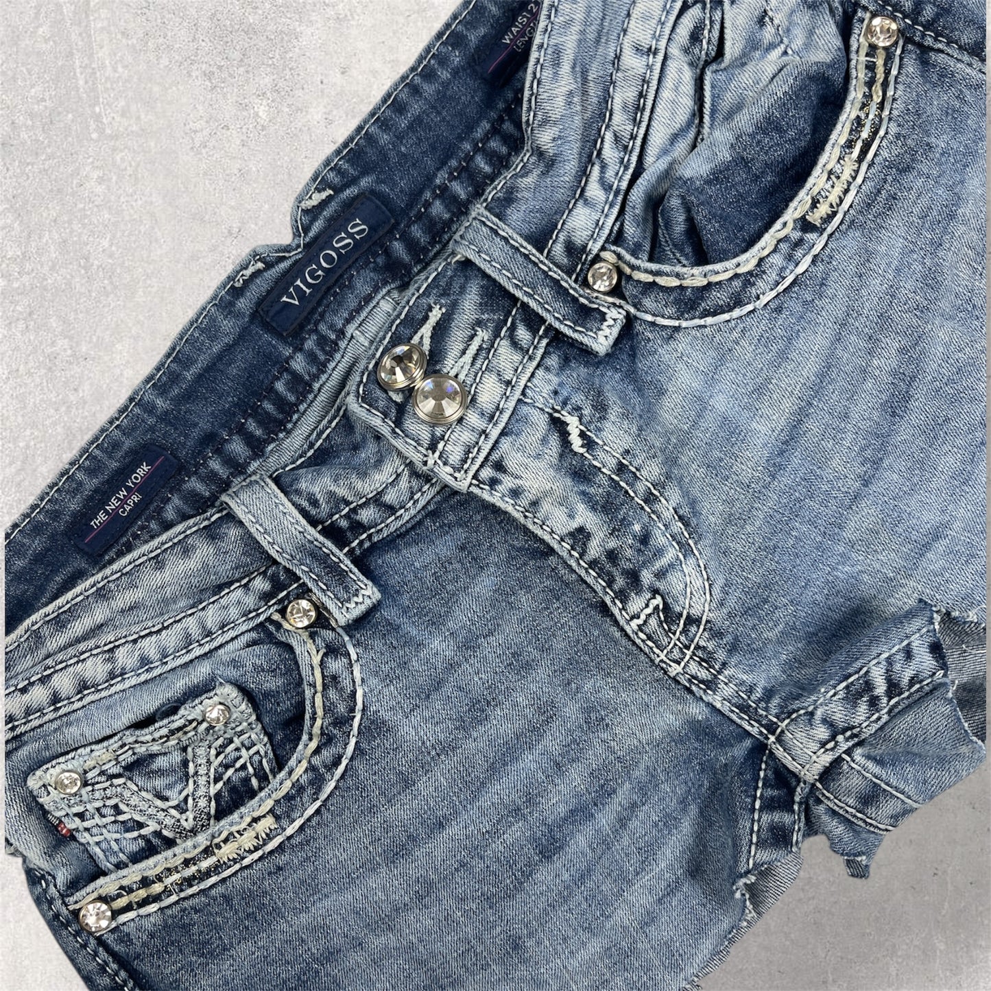 Y2k Shorts - Size 27 W